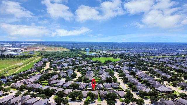 10120 Hidden Creek Falls Lane, Brookshire, TX 77423