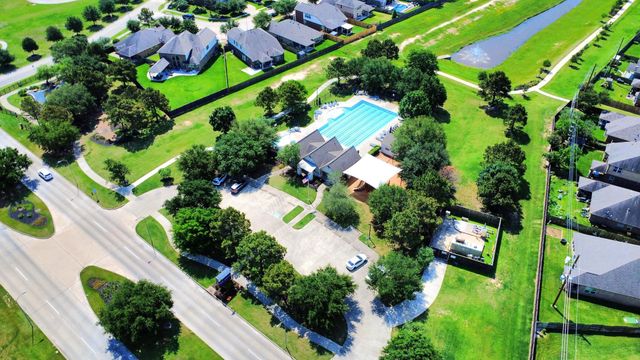 10120 Hidden Creek Falls Lane, Brookshire, TX 77423