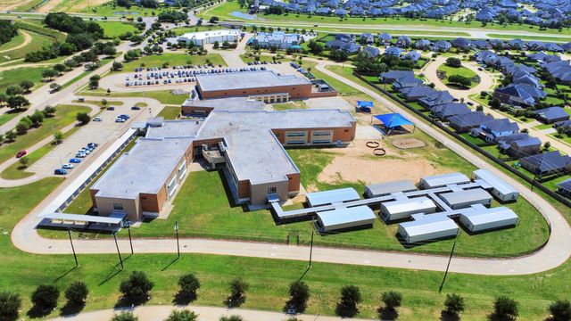 10120 Hidden Creek Falls Lane, Brookshire, TX 77423