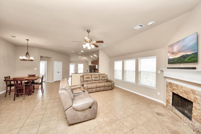 10120 Hidden Creek Falls Lane, Brookshire, TX 77423