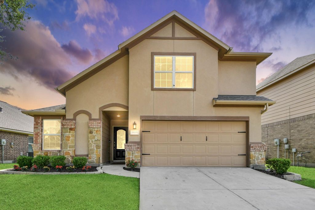 10120 Hidden Creek Falls Lane, Brookshire, TX 77423