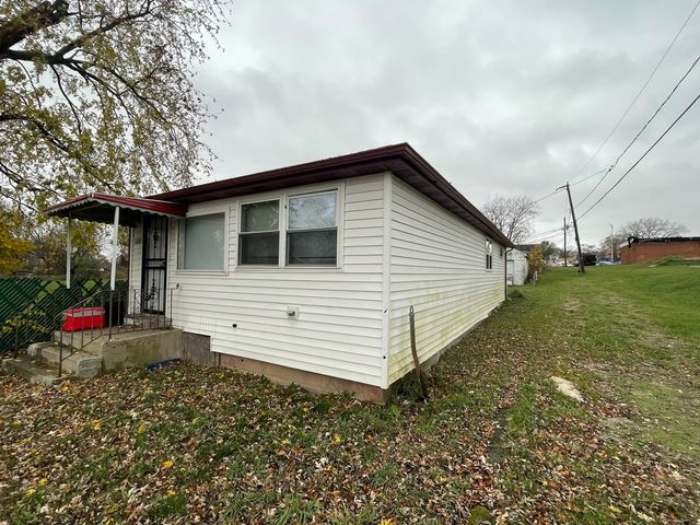 1402 Berkeley Avenue, Chicago Heights, IL 60411