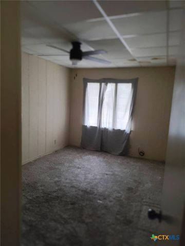 2406 Bon Aire Avenue, Victoria, TX 77901