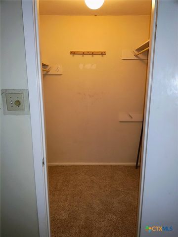 2406 Bon Aire Avenue, Victoria, TX 77901