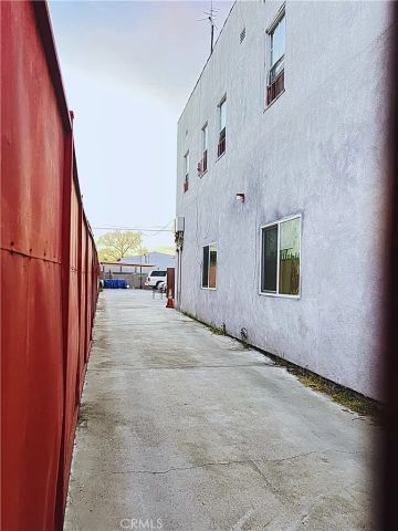 7319 S Normandie, Los Angeles, CA 90044