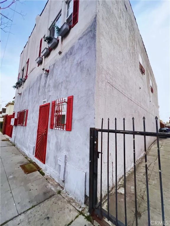7319 S Normandie, Los Angeles, CA 90044