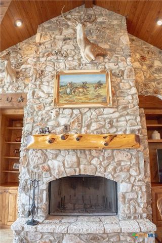 2810 Bridlewood Ranches Drive, San Marcos, TX 78666