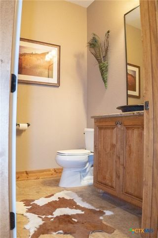 2810 Bridlewood Ranches Drive, San Marcos, TX 78666