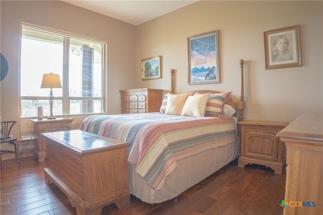 2810 Bridlewood Ranches Drive, San Marcos, TX 78666