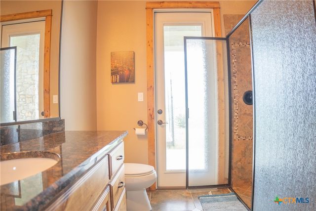 2810 Bridlewood Ranches Drive, San Marcos, TX 78666