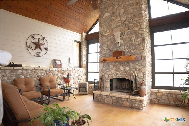 2810 Bridlewood Ranches Drive, San Marcos, TX 78666