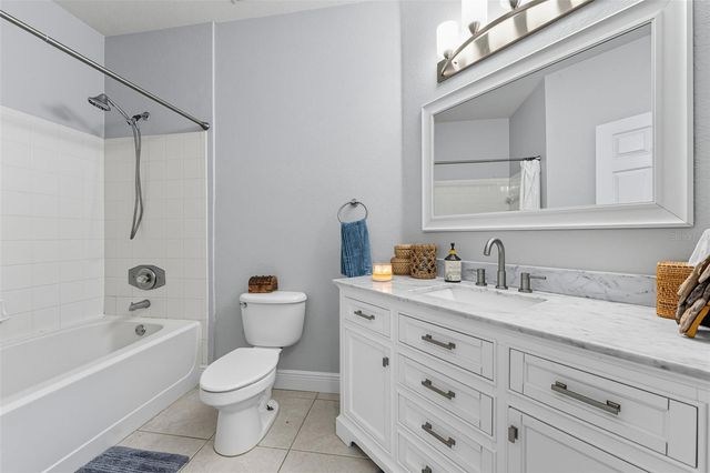 4333 BAYSIDE VILLAGE DRIVE 304, Tampa, FL 33615
