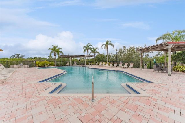 4333 BAYSIDE VILLAGE DRIVE 304, Tampa, FL 33615