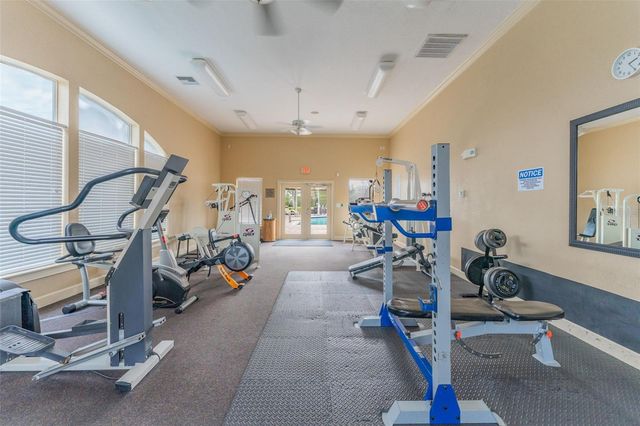 4333 BAYSIDE VILLAGE DRIVE 304, Tampa, FL 33615