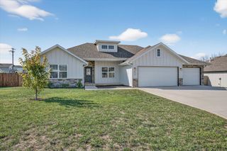 573 South Charlotte Court, Republic, MO 65738