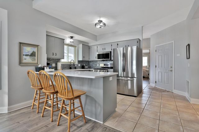 516 Dew Drop Lane, Center City, MN 55012