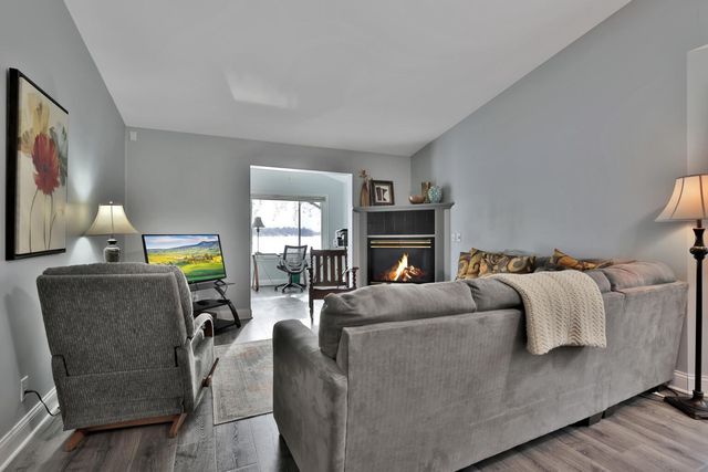 516 Dew Drop Lane, Center City, MN 55012