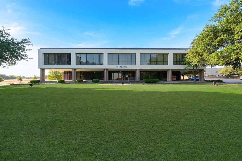 1701 W Walnut Hill Lane 100, Irving, TX 75038 — photo 3