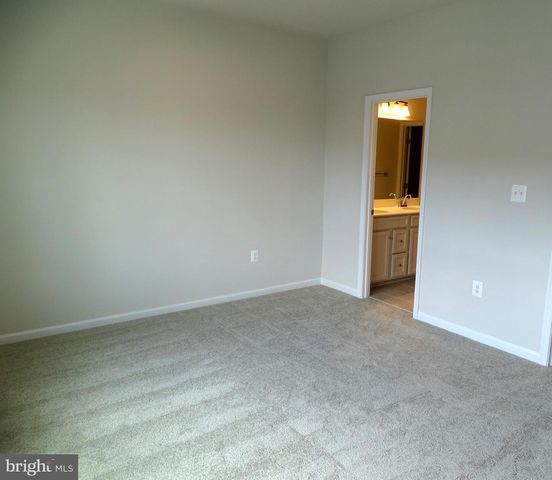 4605 ABBOTSWELL PLACE, Fredericksburg, VA 22408