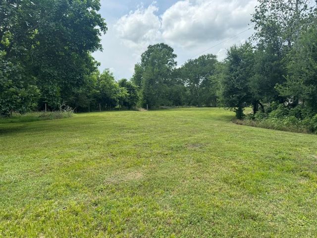 12215 Fm 442 Road, Boling, TX 77420