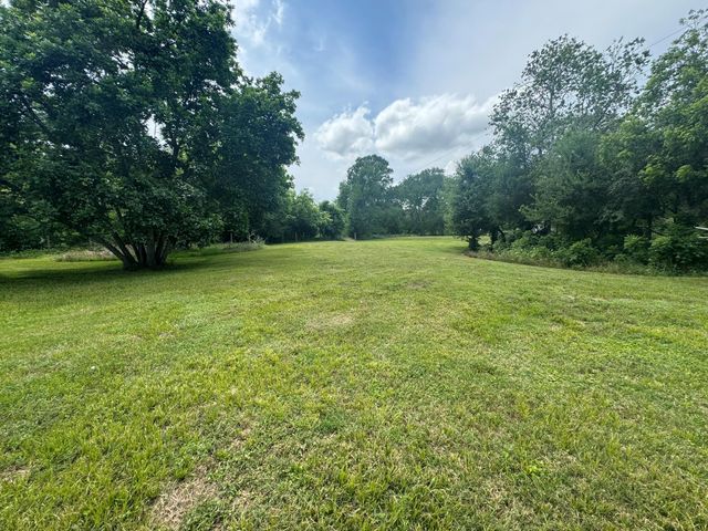 12215 Fm 442 Road, Boling, TX 77420