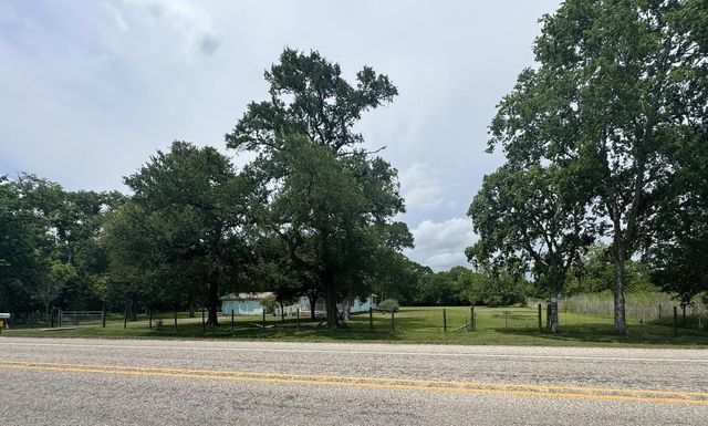 12215 Fm 442 Road, Boling, TX 77420