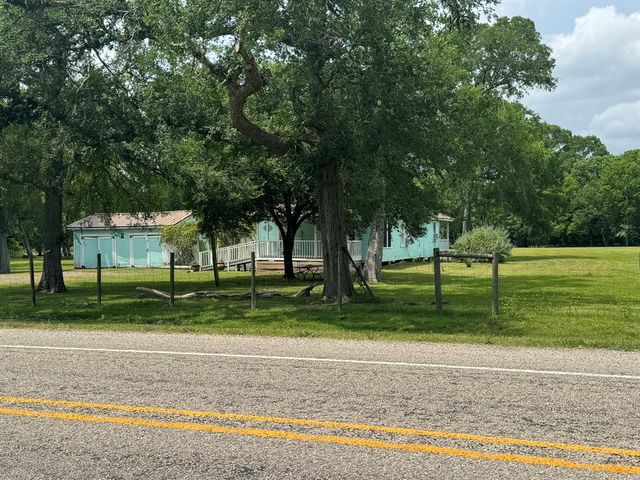 12215 Fm 442 Road, Boling, TX 77420