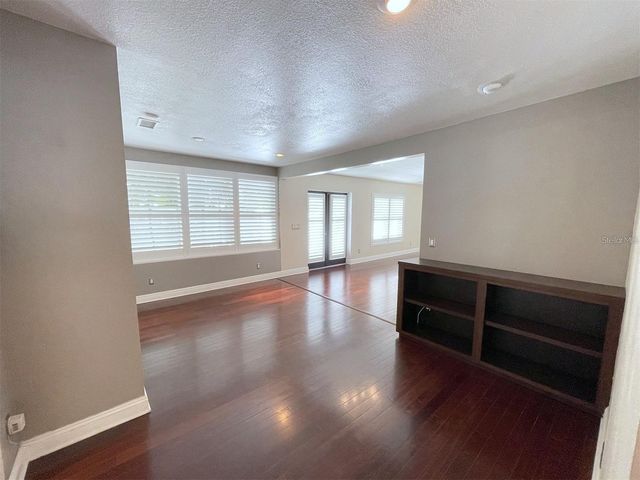 3903 W CORONA STREET, Tampa, FL 33629