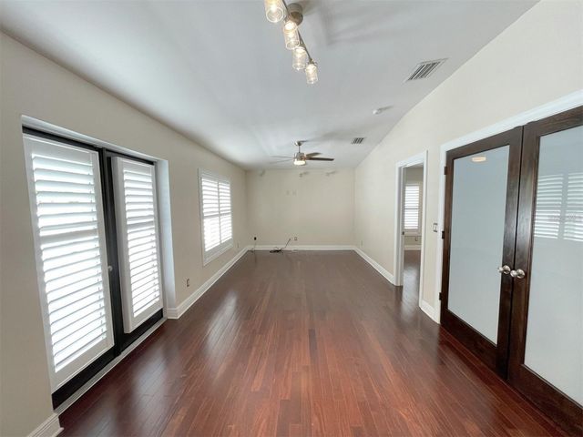 3903 W CORONA STREET, Tampa, FL 33629