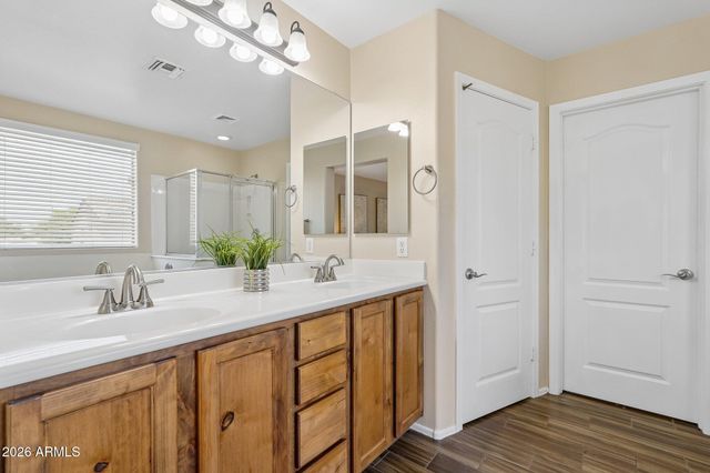 18448 W Surprise Farms Loop N, Surprise, AZ 85388