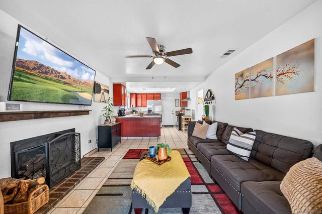 25428 Boxelder Dr, Murrieta, CA 92563