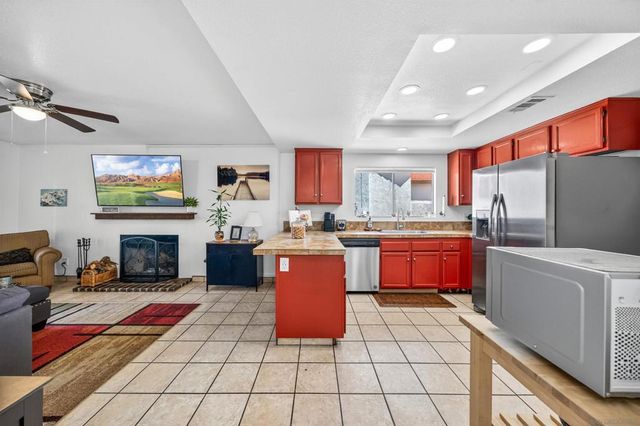25428 Boxelder Dr, Murrieta, CA 92563