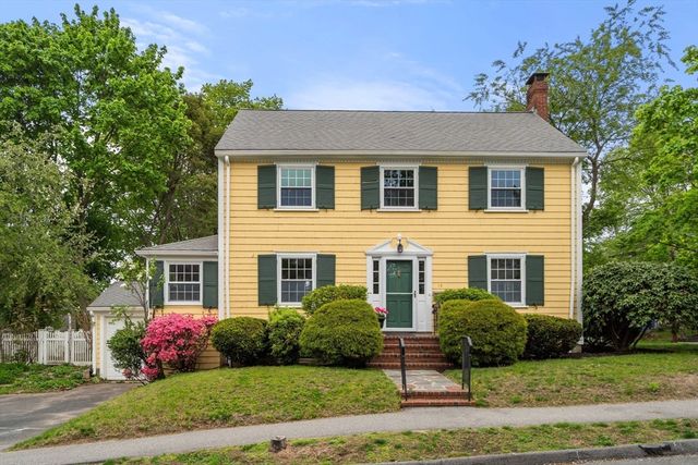 10 Magnolia Rd, Milton, MA 02186