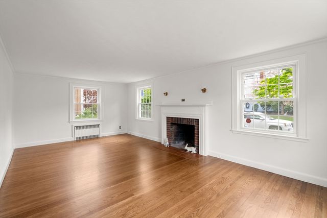 10 Magnolia Rd, Milton, MA 02186