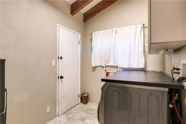 279 Forest Circle, Crestline, CA 92325