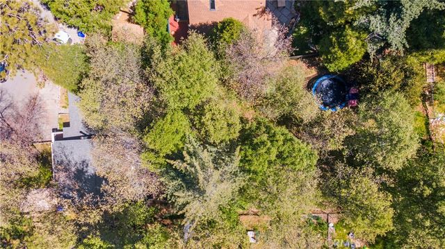 279 Forest Circle, Crestline, CA 92325