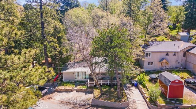 279 Forest Circle, Crestline, CA 92325
