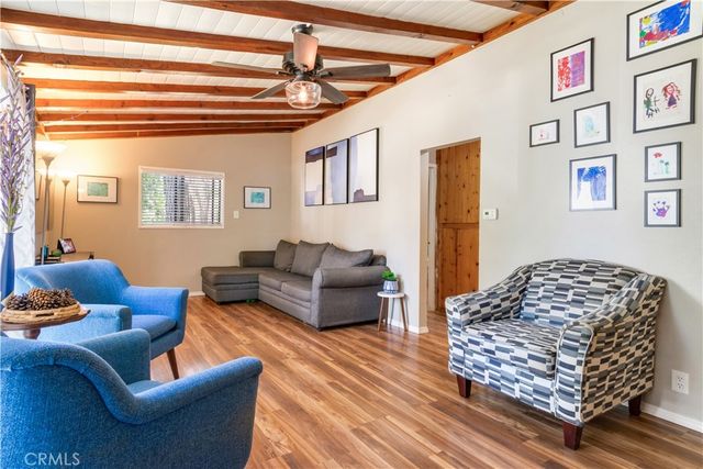 279 Forest Circle, Crestline, CA 92325