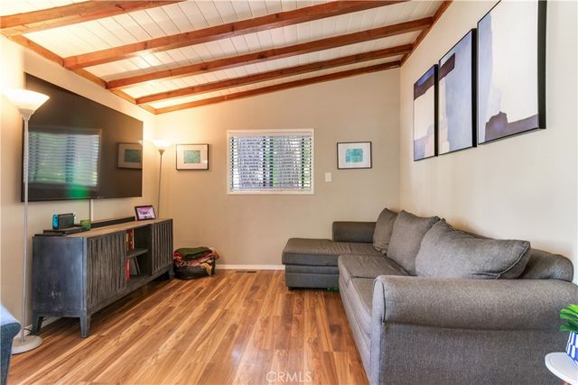 279 Forest Circle, Crestline, CA 92325