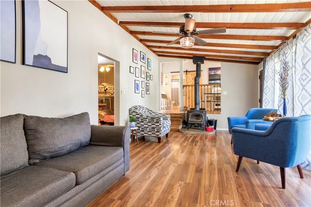 279 Forest Circle, Crestline, CA 92325