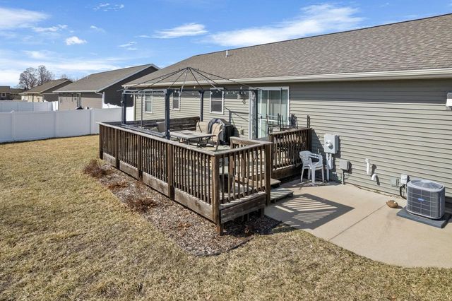 2021 Cedarwood AVENUE, Sparta, WI 54656
