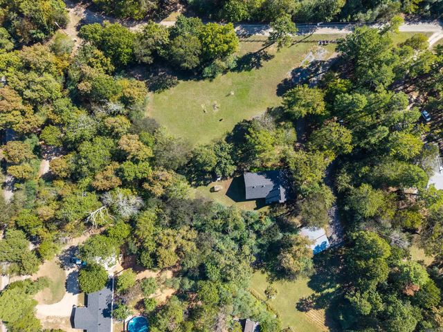 5020 Copper Creek Lane, Little Rock, AR 72223