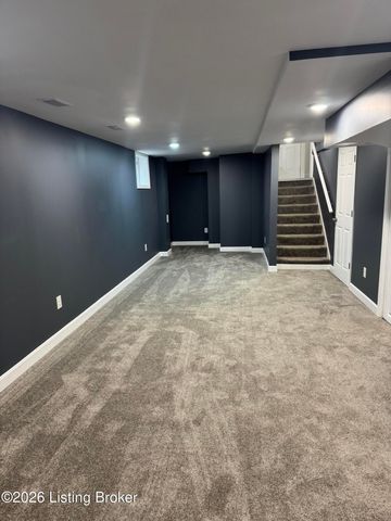 128 N 37th St, Louisville, KY 40212