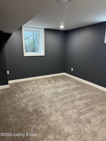 128 N 37th St, Louisville, KY 40212