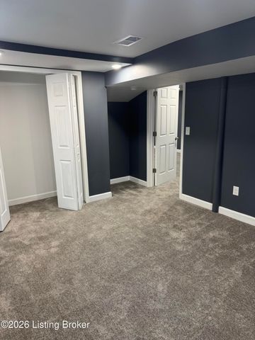 128 N 37th St, Louisville, KY 40212