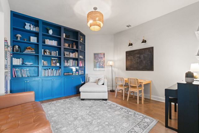 1944 Silver Falls Drive, Burleson, TX 76028