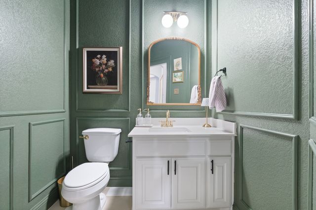 1944 Silver Falls Drive, Burleson, TX 76028