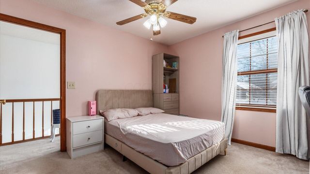 901 Southeast Court, Zanesville, OH 43701