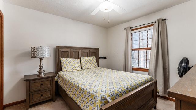 901 Southeast Court, Zanesville, OH 43701