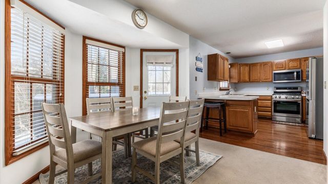 901 Southeast Court, Zanesville, OH 43701